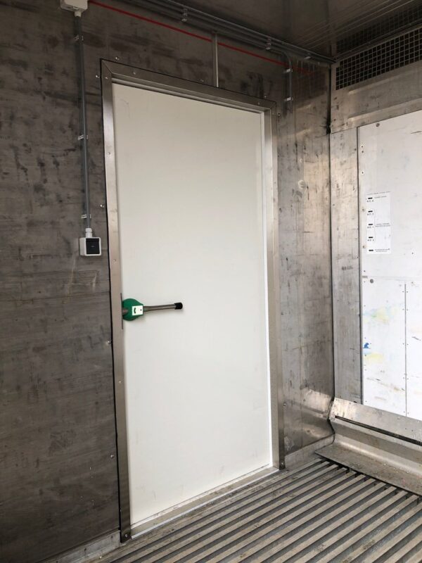 10 FT Used Refrigerated Shipping Container - Image 11