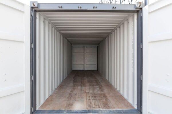 20FT SHIPPING CONTAINER WITH END DOORS - Image 4